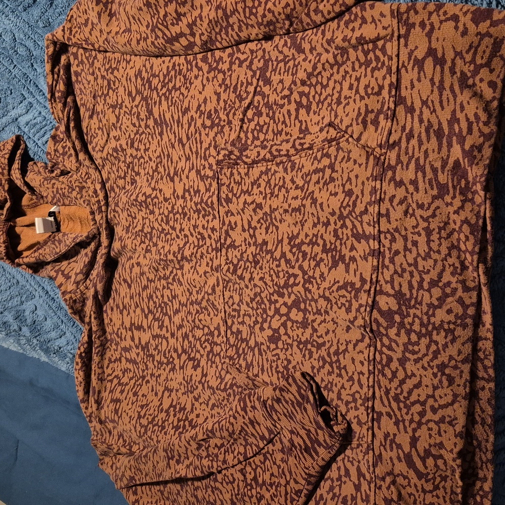 Athleta Purple Burgundy Leopard Print Balance Hoodie Size L